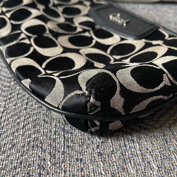 Coach Black Canvas Tan C Signature Leather Trim Wristlet Wallet. - Picture 7 of 16